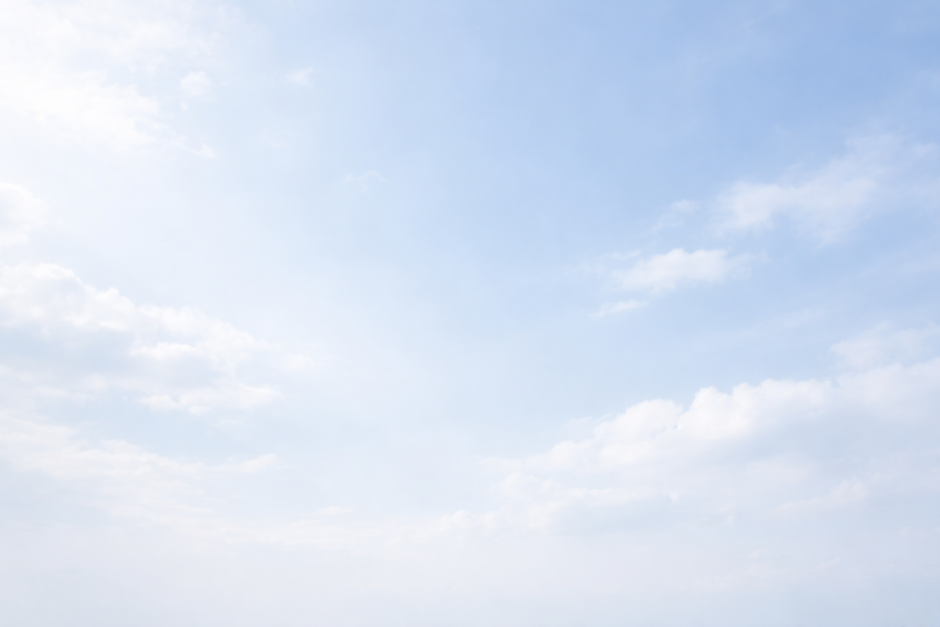 AGA治療を始めて3ヶ月、変化がなく立ち止まって考える時期を表す空のイメージ